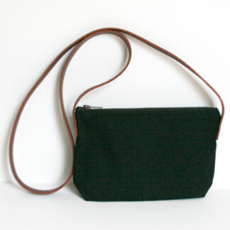 Classic Crossbody - Black