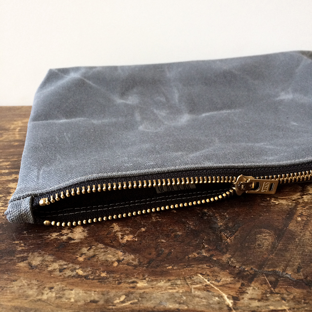 Large Utility Pouch Grey - JENNENG
