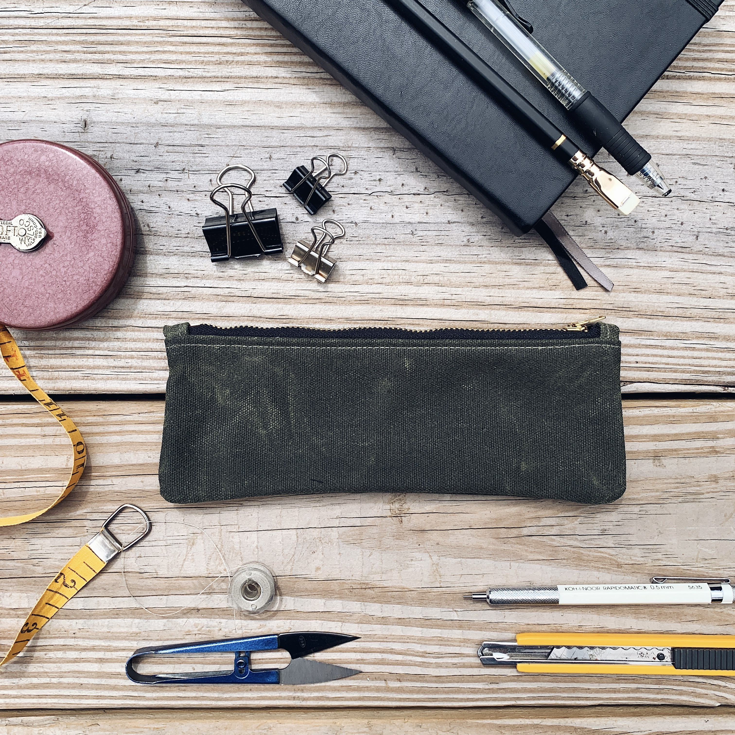 Slim Pouch - Dark Olive