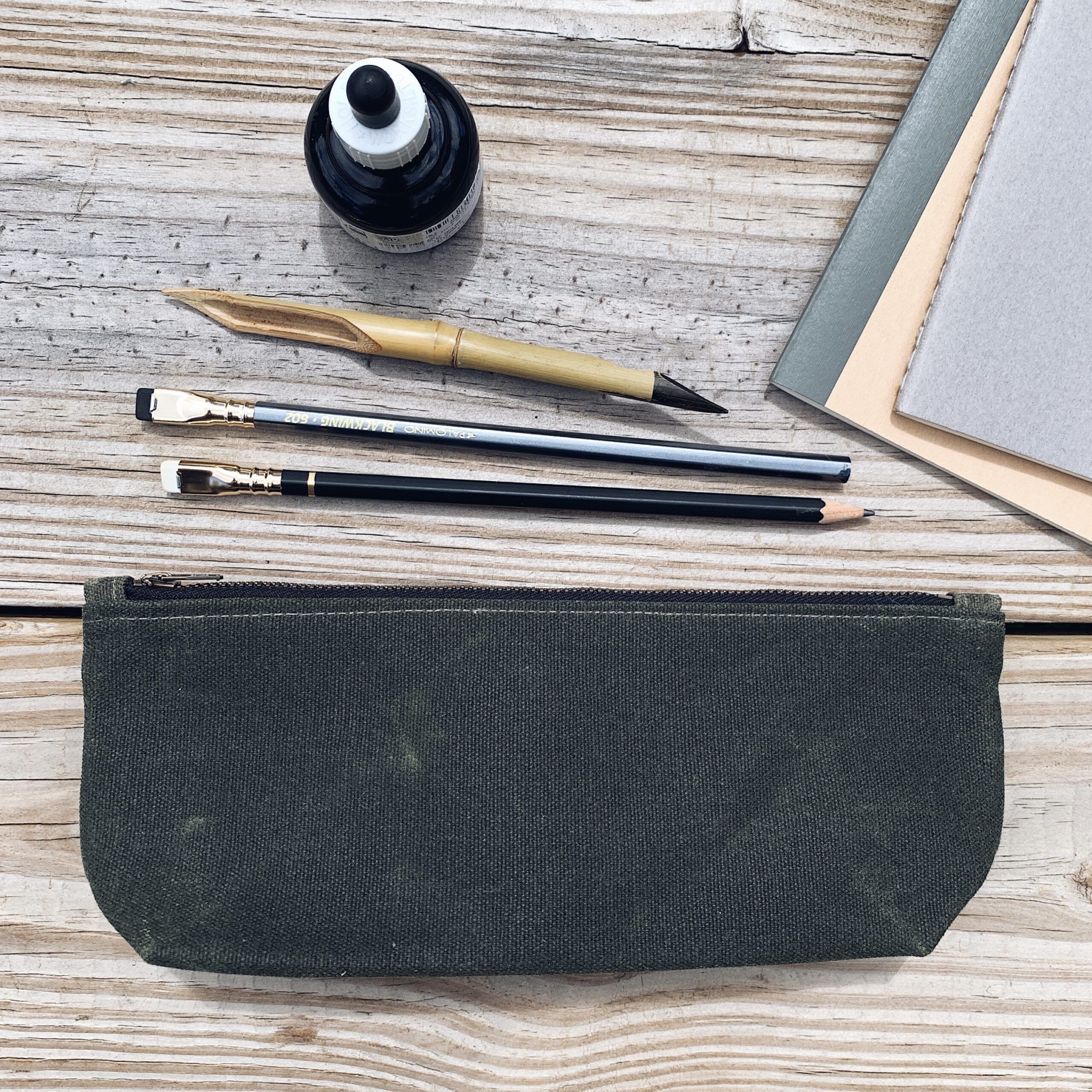 Slim Utility Pouch -Dark Olive